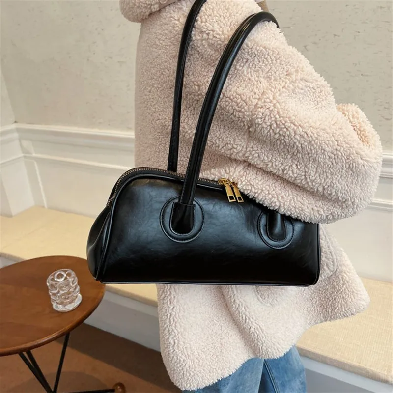 Classic Leather Handbag, Retro Simple Underarm Bag, Elegant Stylish Tote Bag for Women Everyday Casual Versatile Shoulder Bag