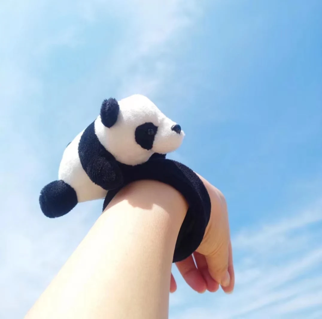 Cute Panda Wrist Bracelet Pop Ring Clip, Surprise Gift Plush Doll Birthday Holiday Gift, Good For Children And Friends