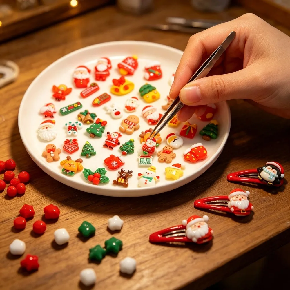 Christmas Cartoon Resin Charms, Mini Flatback Resin Ornaments for DIY Cream Glue Phone Case, Water Bottle Magnets Crafts, 10 Pcs Random Style