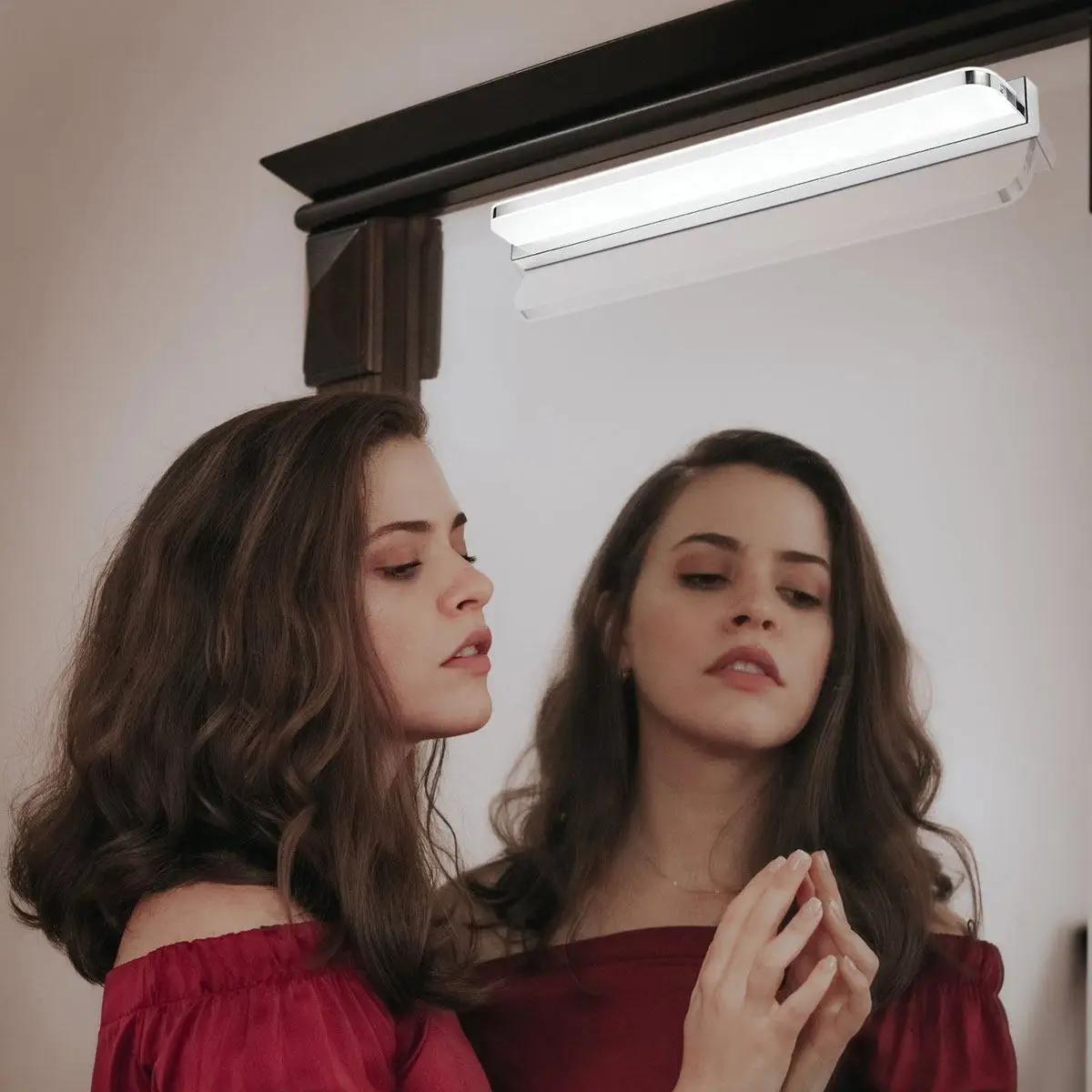 

Светодиодный светильник для зеркала, современный, из нержавеющей стали и акрила, 9 Вт, 42 см, серебристый, теплый свет, для спальни, ванной комнаты, зеркала для макияжа, настенный светильник