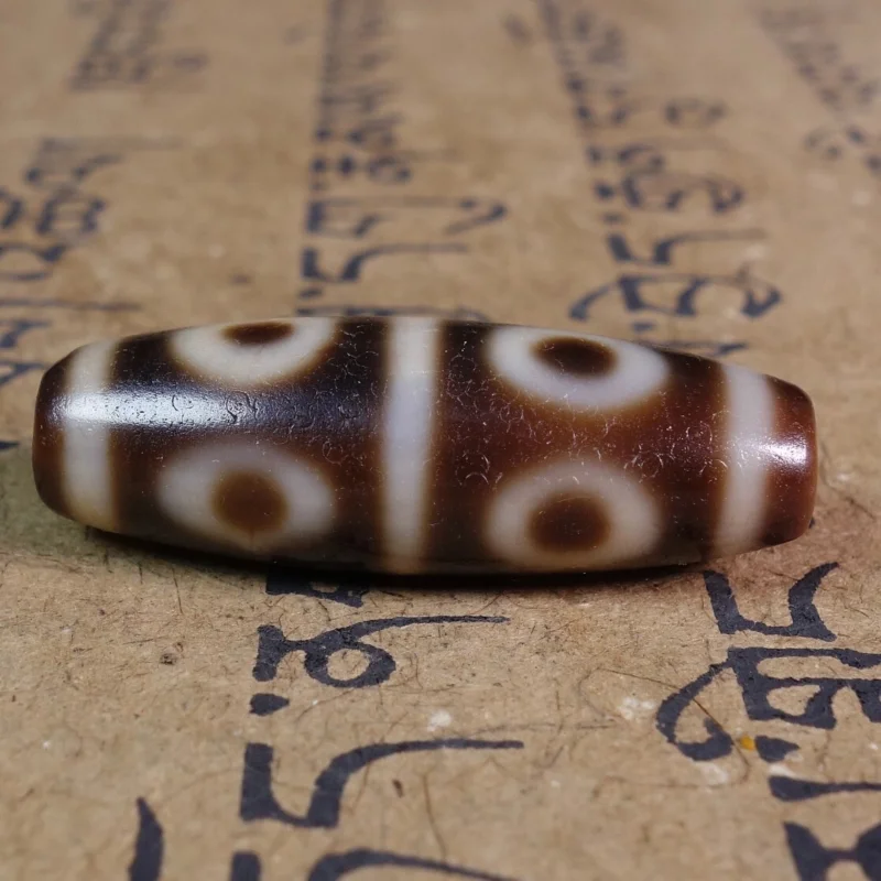 

Himalayan Tibetan DZI Beads Old Agate 8 Eye Totem Amulet Pendant GZI #3530