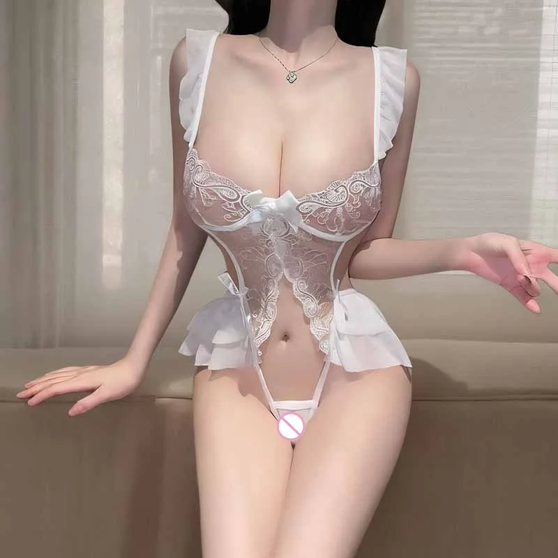 透けレースとフリルが揺れるメイド風コルセット