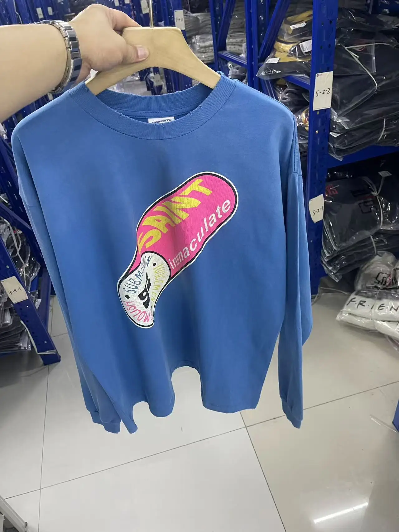 

Оверсайз 2025AW Pill Pattern с принтом, винтажная футболка SAINT с длинными рукавами для мужчин и женщин, футболка высокого качества, хлопковые топы, свободная футболка