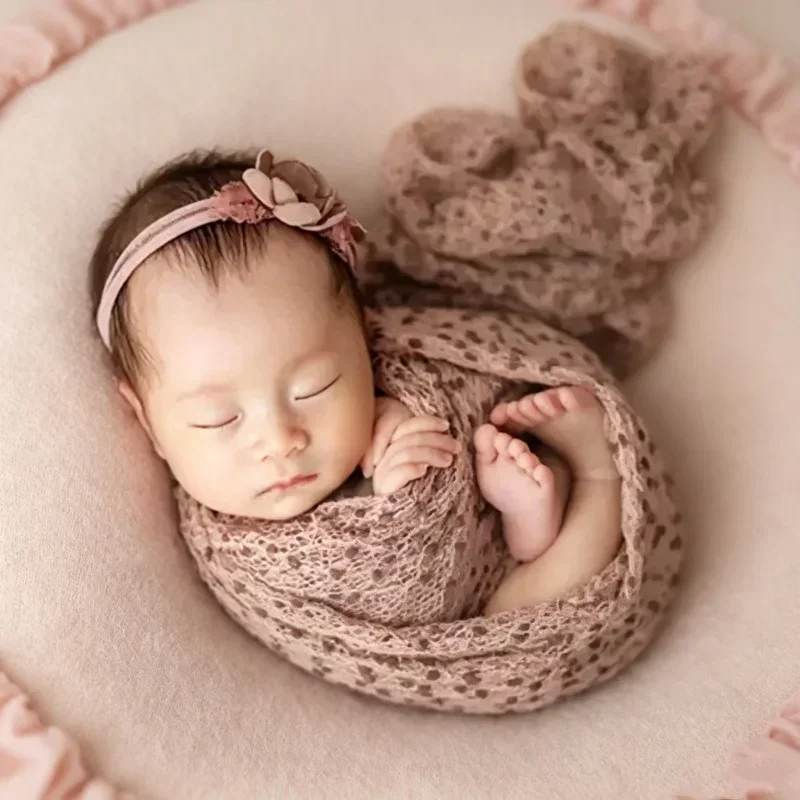 Dot Pattern Knitted Lace Wrap Mat Fabric For Studio Commemorative Portrait Shooting Background Layout Auxiliary Decor Accessory