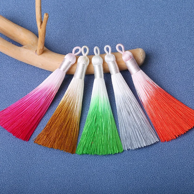 5pcs Beautiful Gradient Color Tassels 9cm Soft Polyester Thread Decorative Pendant Tassel Handicrafts Accessories