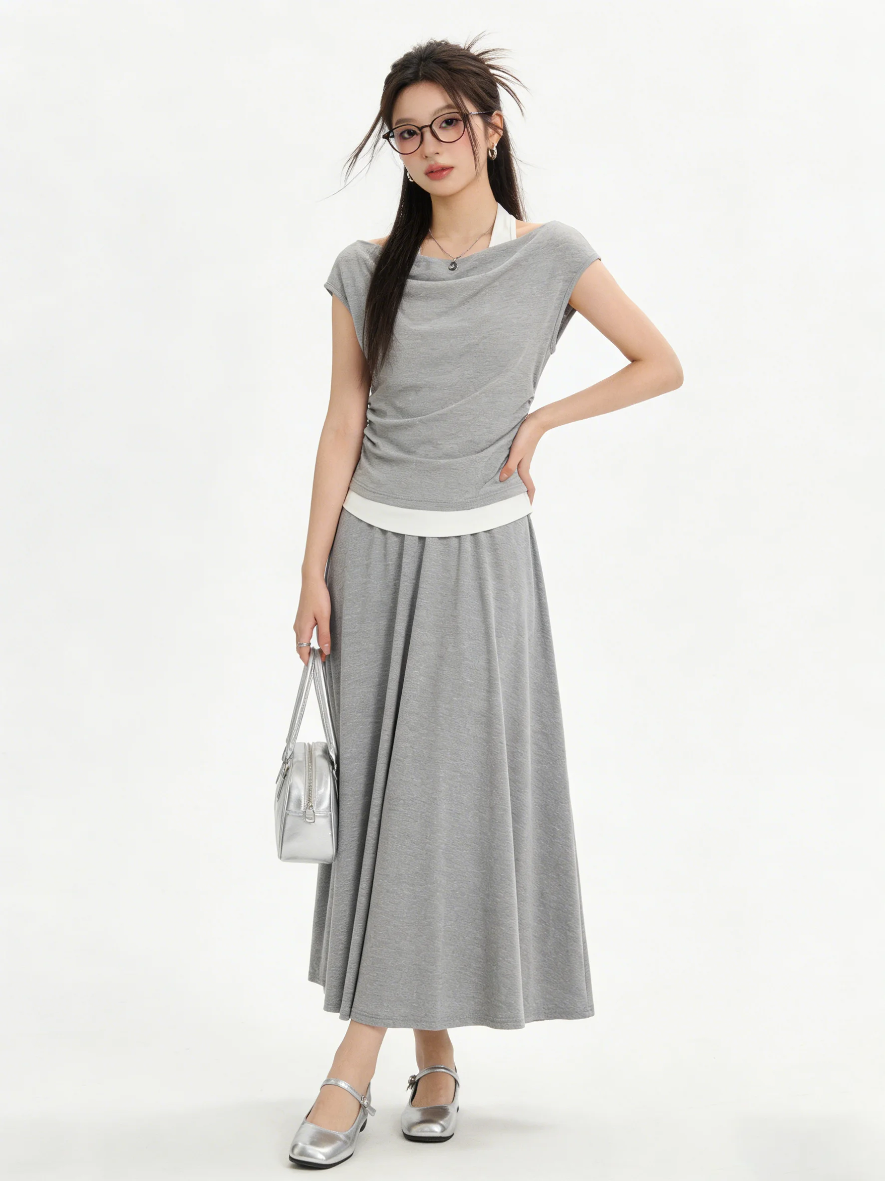 

Gray Sleeveless Neck Hanging Top High Waist Half Skirt Two-Piece Set Women Summer Slimming Drapey Fashion Ensemble