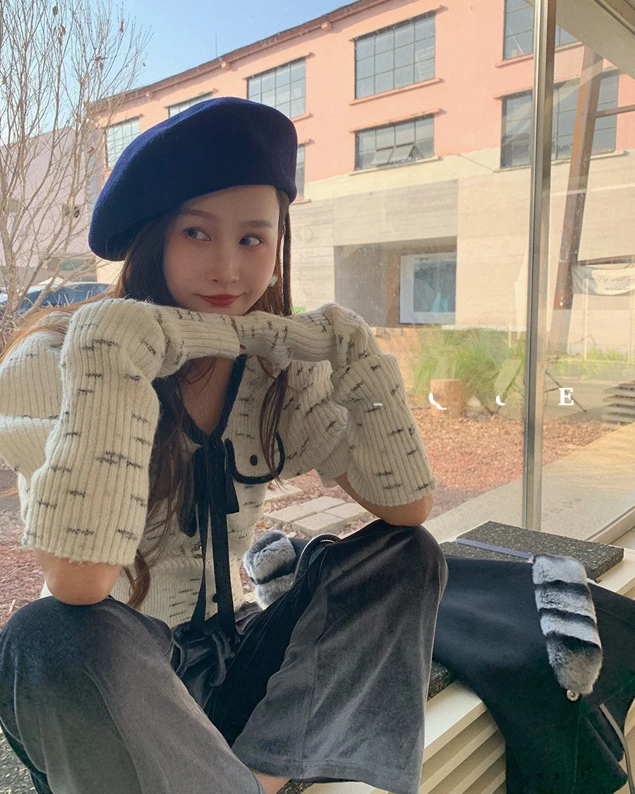 

Вязаный свитер Bluetique Early Spring из пряжи Sea Salt Basque Cus с продольными полосами, на пуговицах, стандартный крой