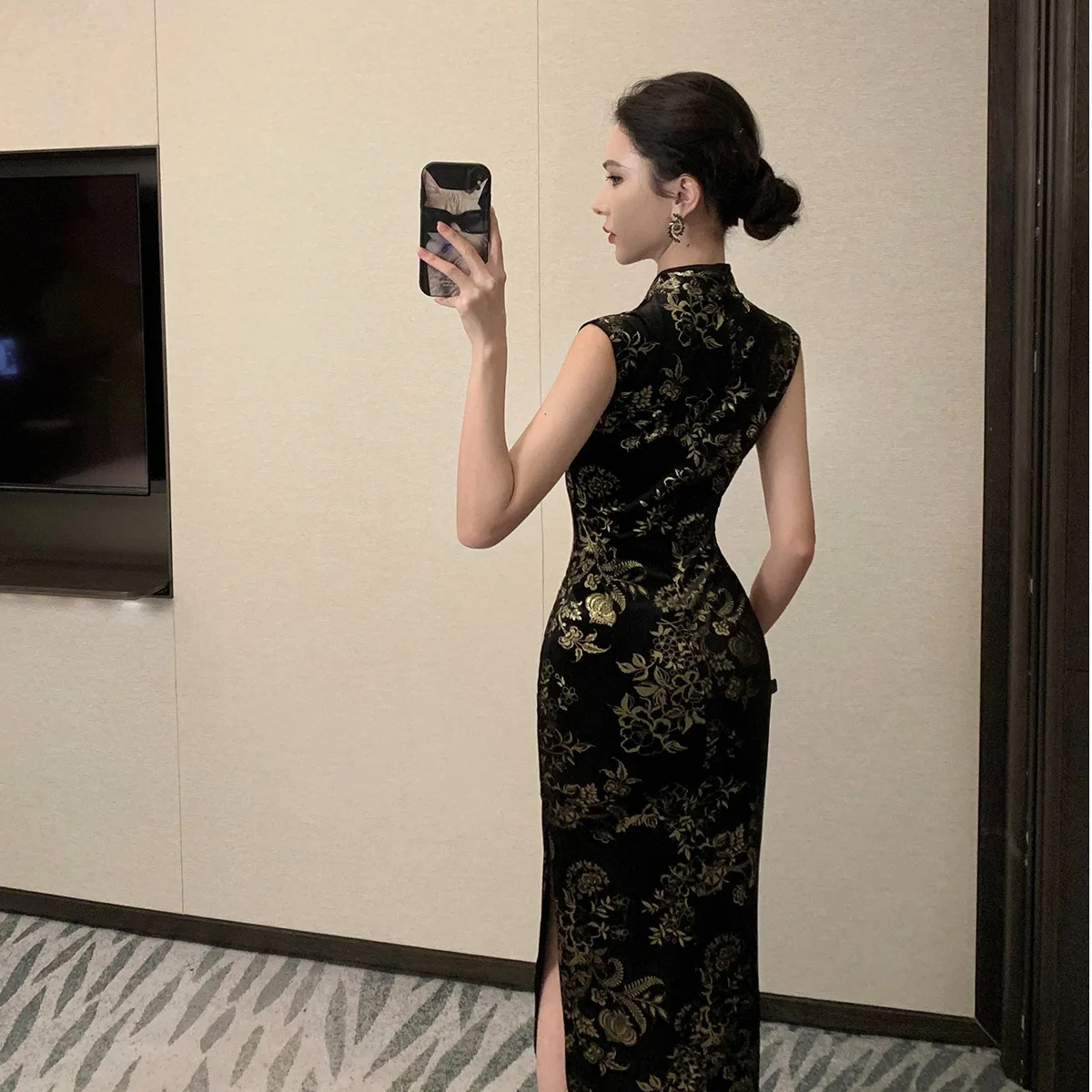 Ele Velvet Retro Qipao Dr Slimming No-Sve فتحة عالية متوسطة الطول للنساء في 20s و30s Sle الصينية