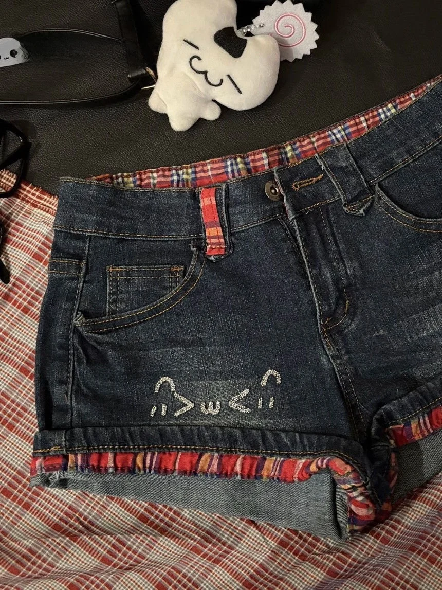 

American Retro Spicy Girl Low Waist Plaid Rhinestone Denim Super Shorts Women's Subculture Tight Slim Sexy Hot Pants Trendy
