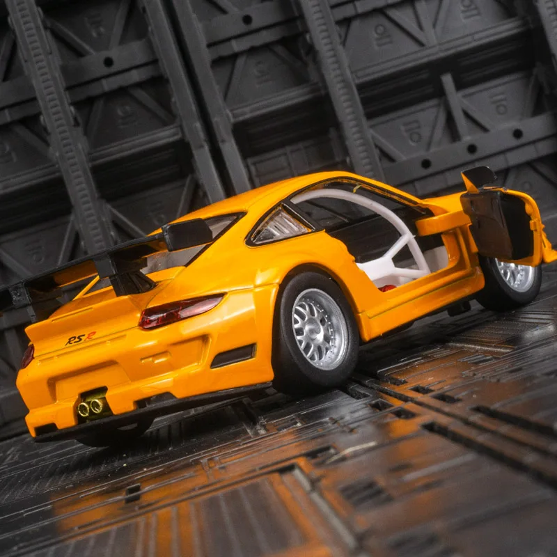 CCA 1:32 Porsche 911 GT3 RSR, modelo de coche de aleación, coche de rally acústico-óptico extraíble, puerta de juguete para niño, se puede abrir, buena calidad
