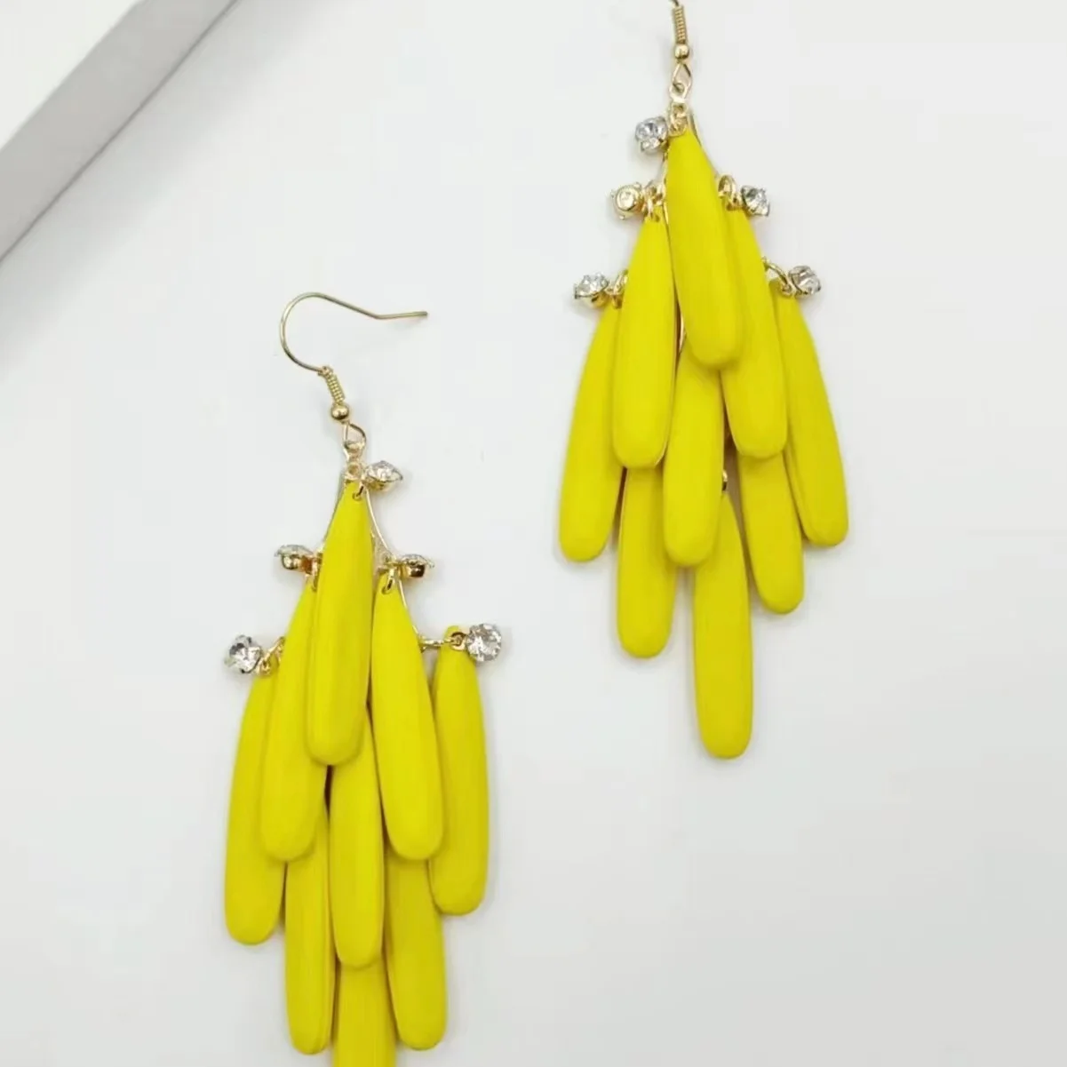 Exaggerated Acrylic Tassel Long Drop Earrings For Women Holiday Party Fashion Jewelry Ear Accessories AE030