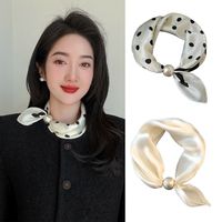 Pearls Magnetic Buckles Necklace Scarves Clothing Accessories Neck Protection Silk Scarf Women's Black White