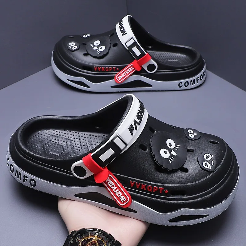 Cave shoes male summer outside wear cartoon trend fashion home home couples non-slip hole sandals beach Baotou slippers male