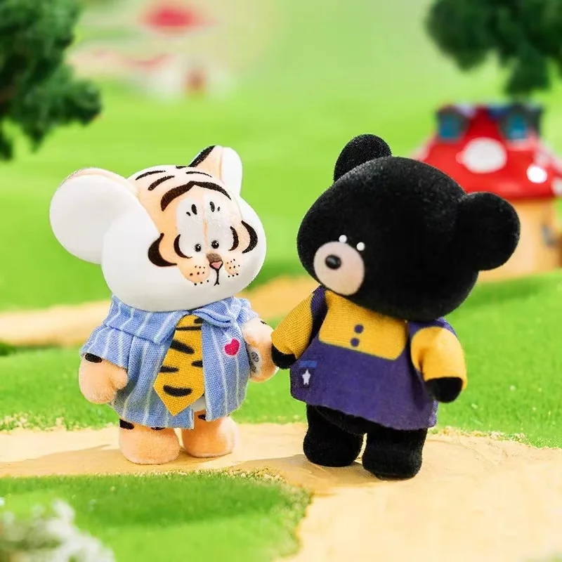 Nuova scatola cieca originale fagiolo sfocato piccola tigre foresta vicino serie scatola misteriosa modello di bambola anime giocattolo regalo a sorpresa di Natale