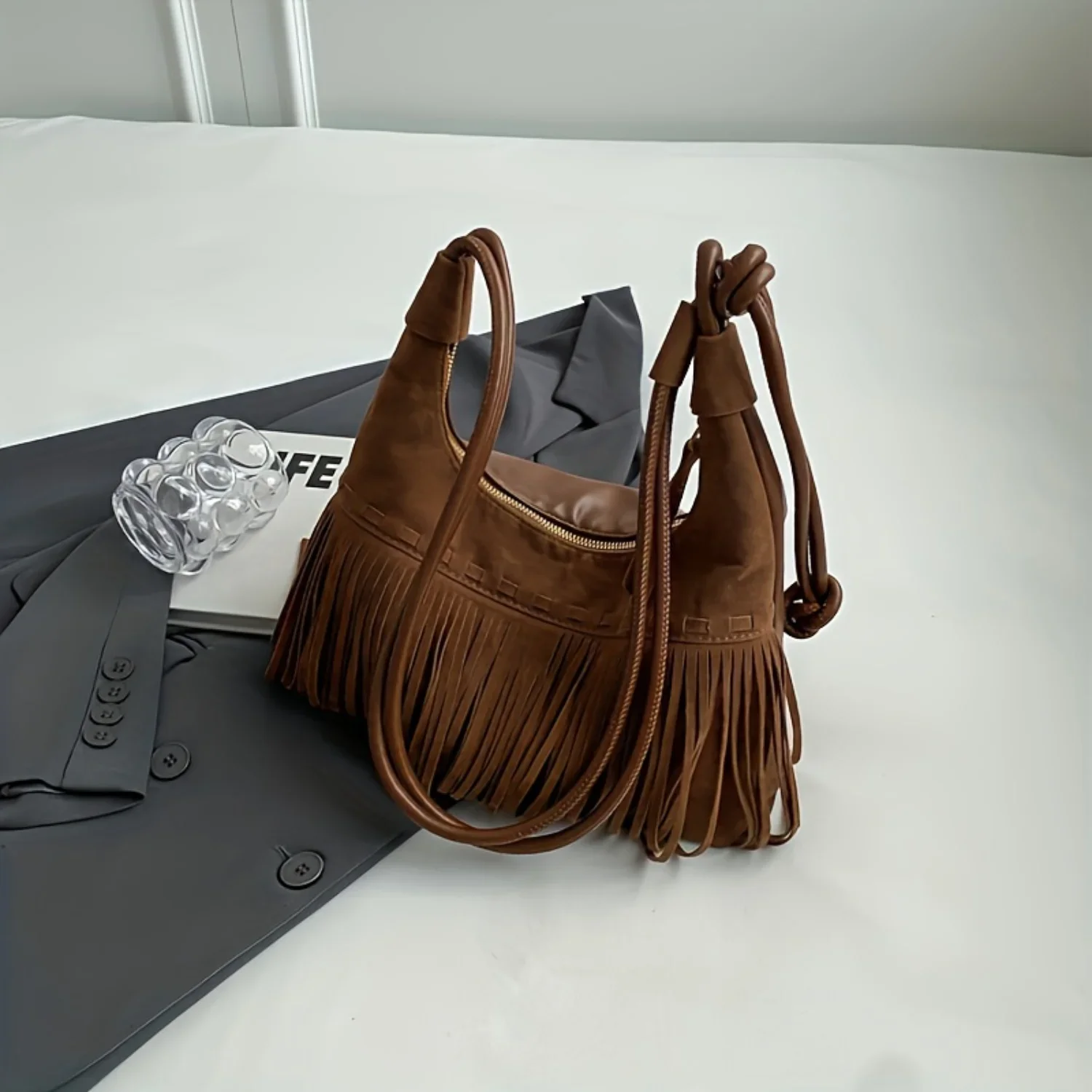 

Stylish Fringed Shoulder Bag - Crossbody Style, Solid Color Fashion Hobo Bag Designed for Women