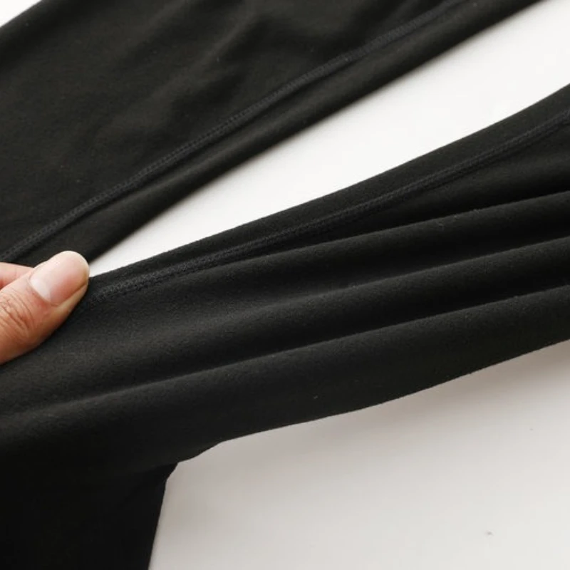 سراويل حرارية عازلة للمساحة الشتوية للرجال بدون خياطة، سراويل رياضية خارجية قابلة للتمدد ومريحة ودافئة.