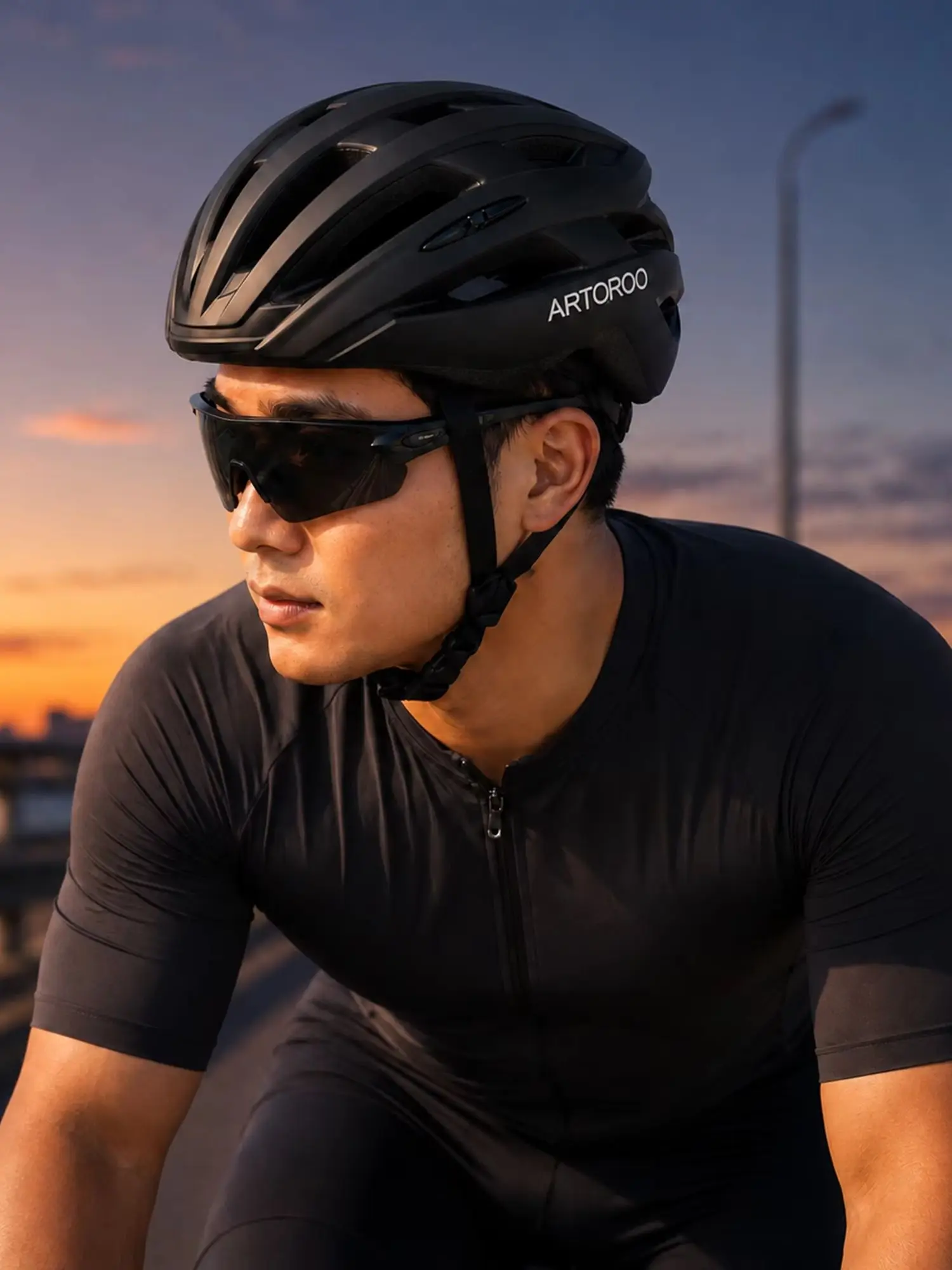 AliExpress ARTOROO  XXL Bicycle Helmet Adjustable 61-65cm XL Extra Large Bike Helmet For Road Mountain Cycling Men and Women