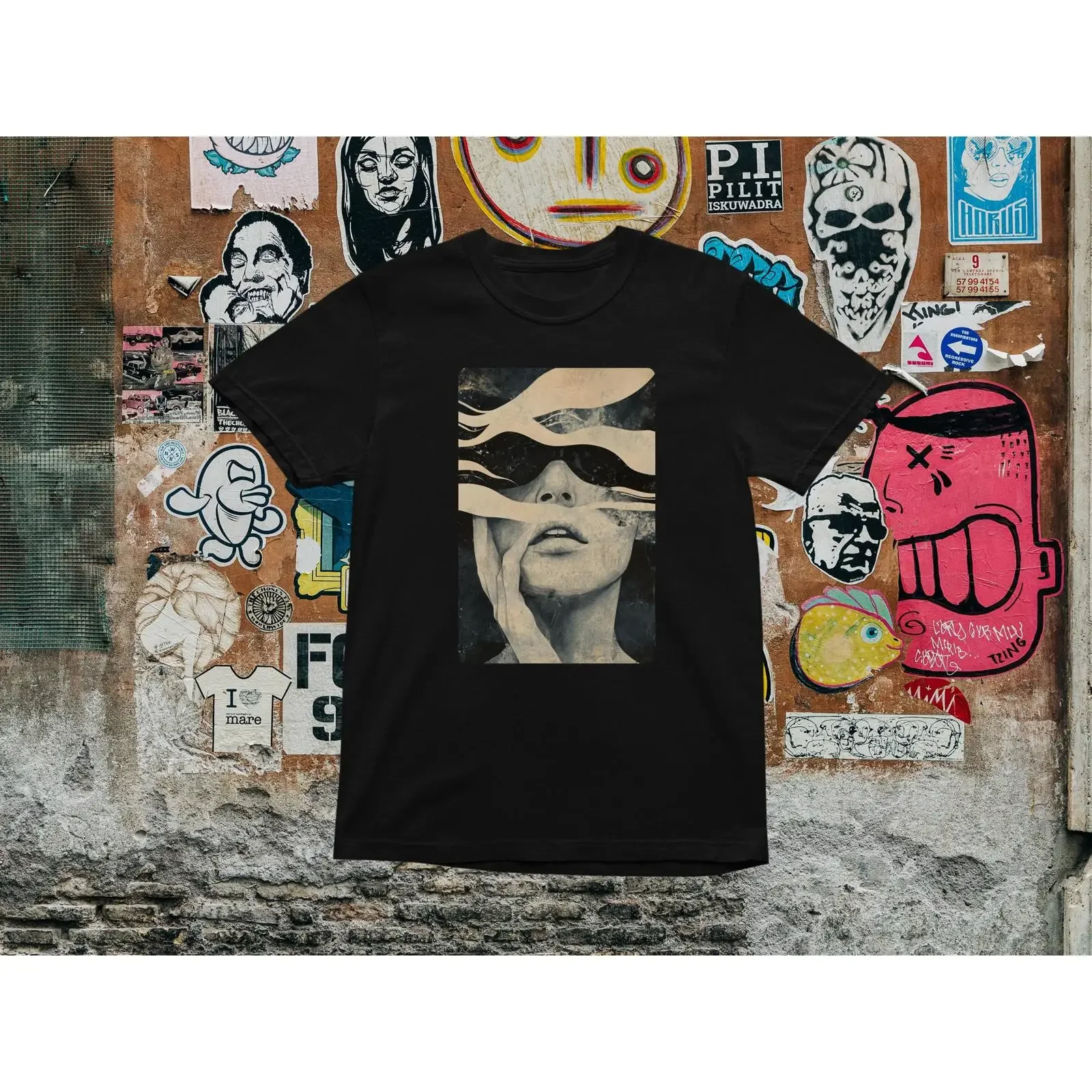 Surreal Abstract Face T Shirt Trippy Artistic Dreamy Vintage vintage Washed Soft Unisex Versatile Stretched streetwear