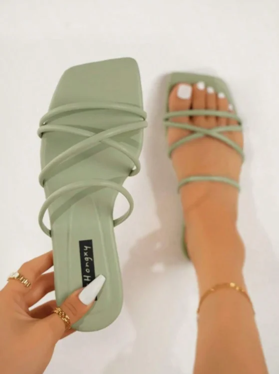 

2026 Summer Fashion Women's Crisscross Strap Slides, Comfortable Open-Toe Flat Slippers, Lightweight Casual Beach & Outdoor Vacation Shoes