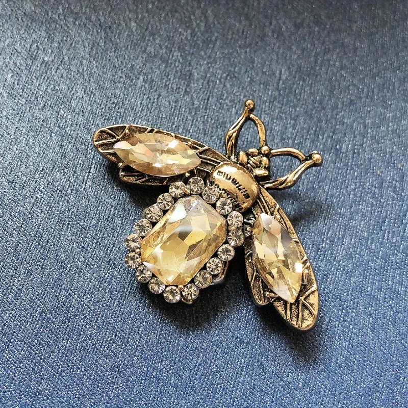 SKEDS Luxuriöse, extravagante Vintage-Bienenbrosche für Damen mit Kristallen, modische, elegante, exquisite Insekten-Strass-Anstecknadeln