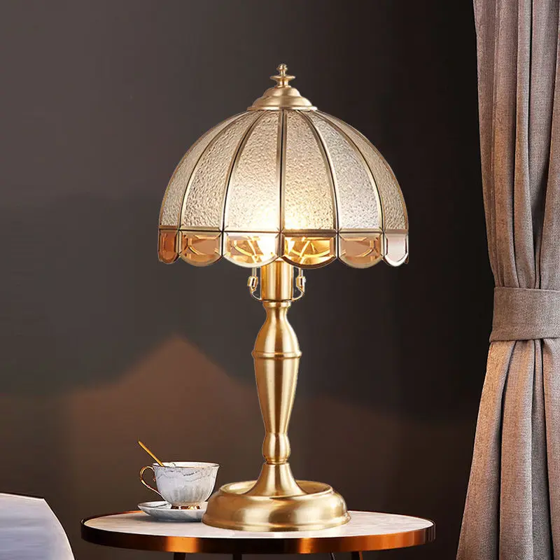 Tiffany bronze candeeiro de mesa LED luxo design criativo europeu, embelezado para quarto familiar