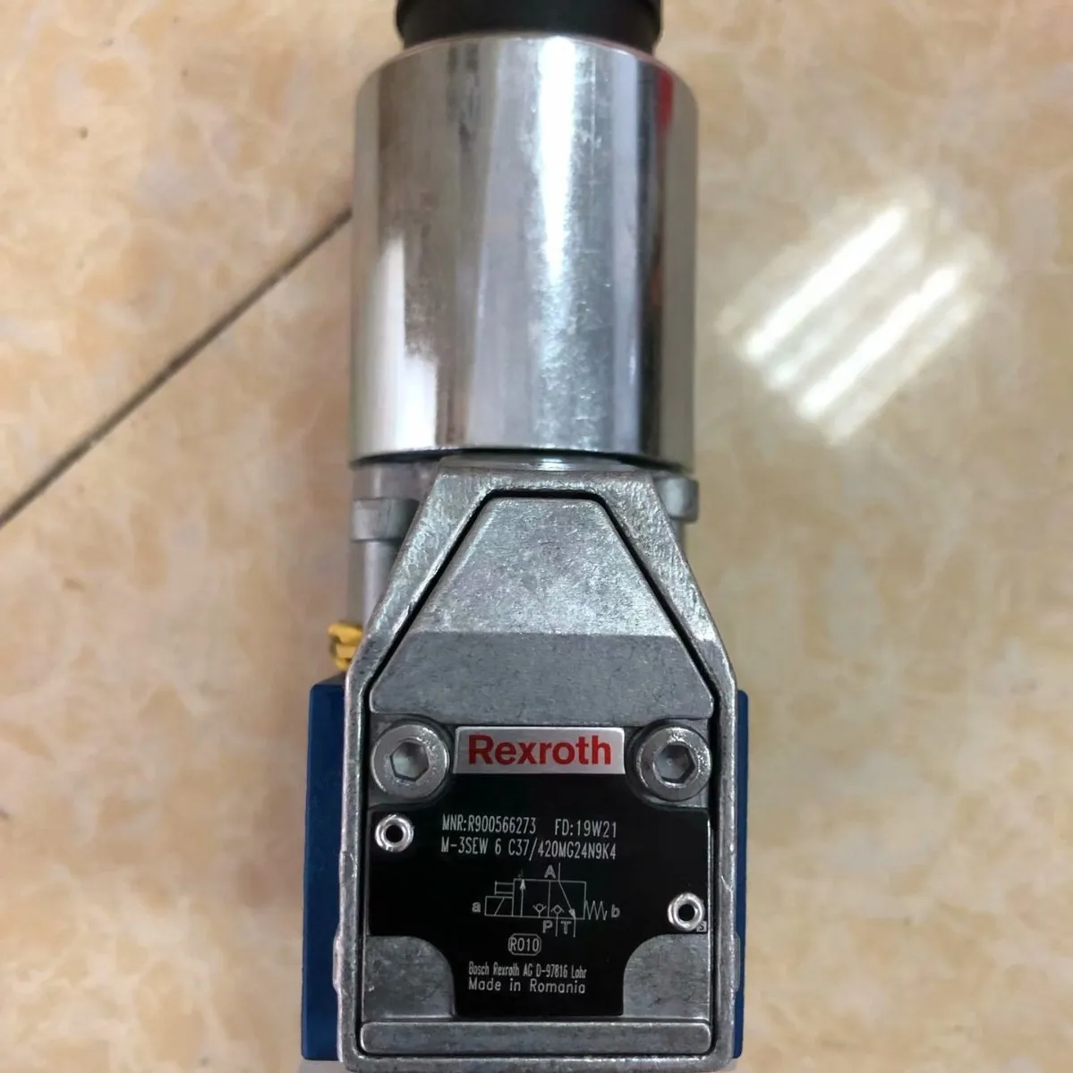 Rexroth Proportional Pressure Reducing Valve R900954523 3DREE16P-6X/200YG24K31V
