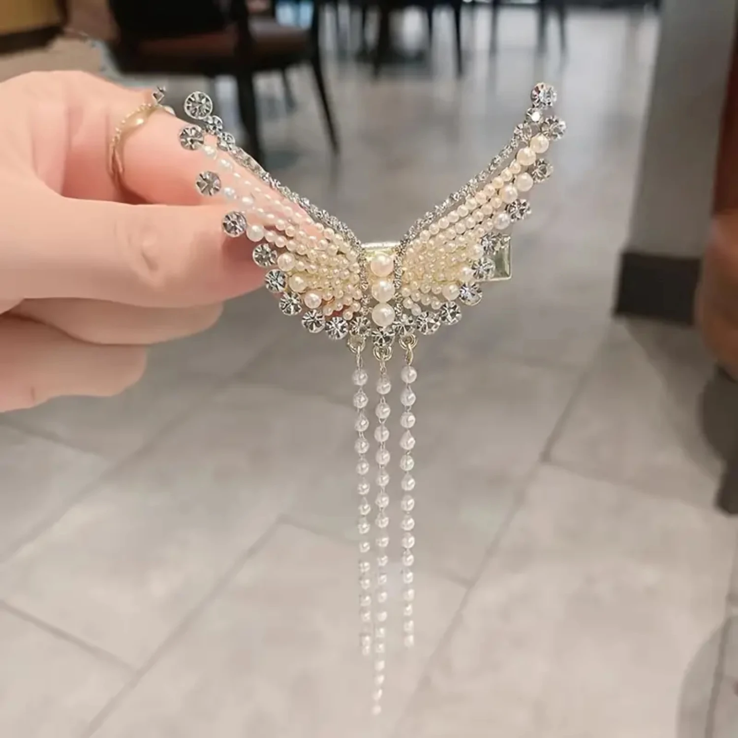 

Luxurious, Exquisite Butterfly Tassel Hair Clip adorned with Sparkling Rhinestones and Lustrous Pearls - Elegant Fashion Accesso