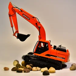 DOOSAN Doushan Daewoo DH220 Simulation Metal Excavator Model Engineering Automotive Decoration Ornament 1/40