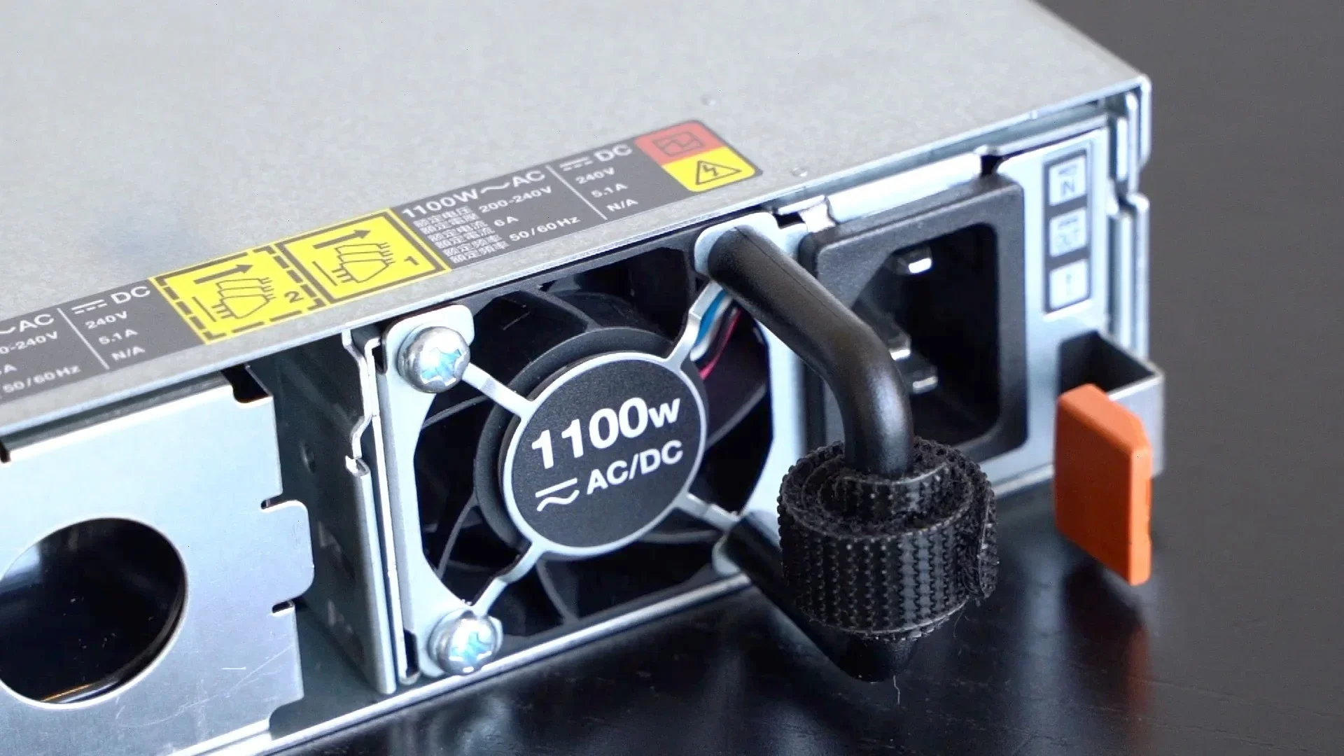 (450-AGFW)Original Dell Server-Netzteil, 2400 W, Dual-Hot-Plug-Fehlertolerant, redundantes Netzteil, 24-Pin-Schnittstelle, gemischte Modus-Einheit