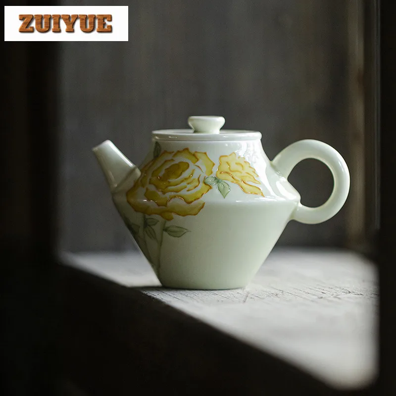 

110ml Hand Drawn Roses Teapot Boutique Ceramic Tea Pot Creative Pot Tea Soaking Kettle Chinese Teaware Supplies Ornaments