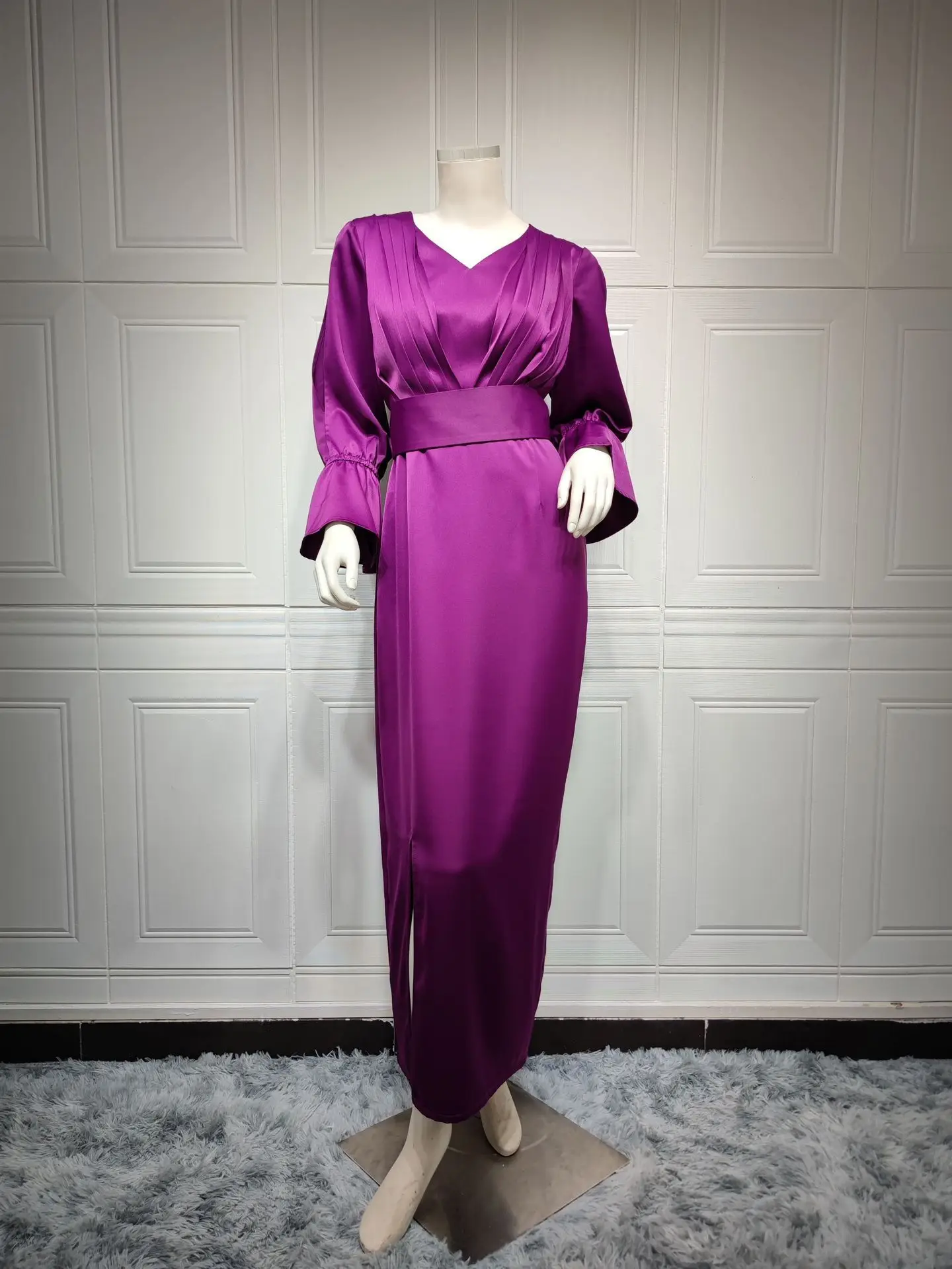 Mq045 Fashionable, Soft and Elegant Waist Dress Evening Dress Dubai Satin Long Dress