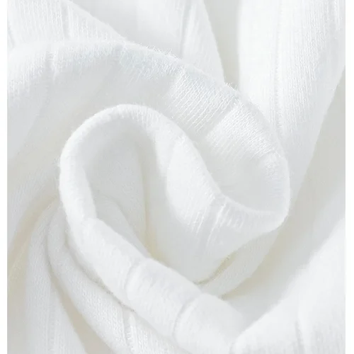 ملابس الأطفال