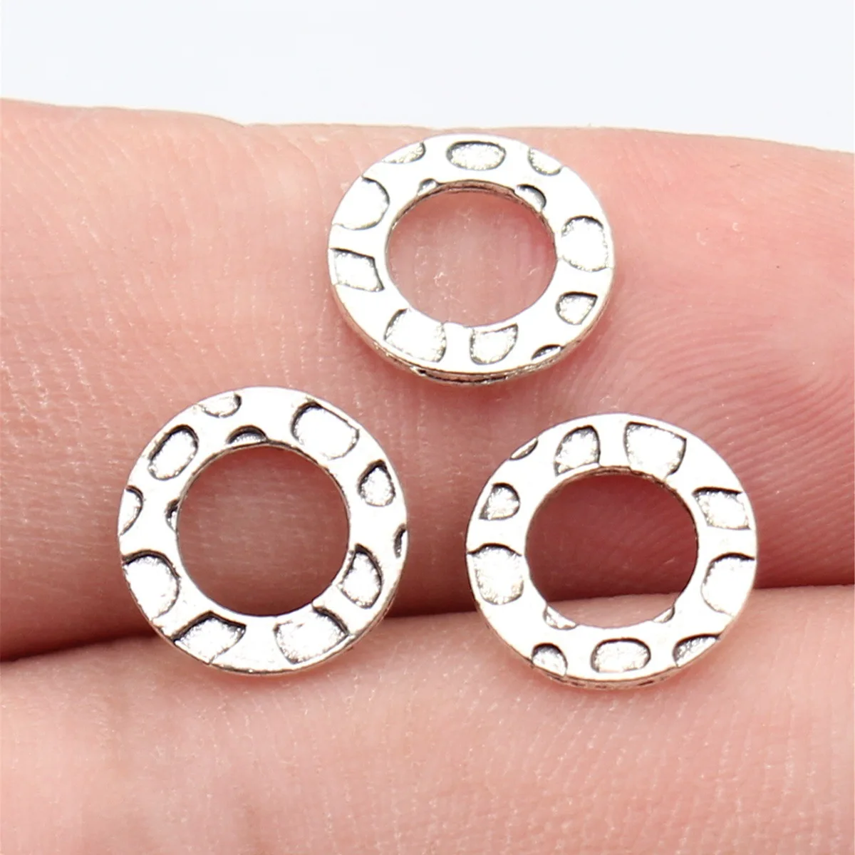 WYSIWYG 40pcs 10x10mm Antique Silver Color Double-Sided Hammered Circle Connector For DIY Jewelry Making