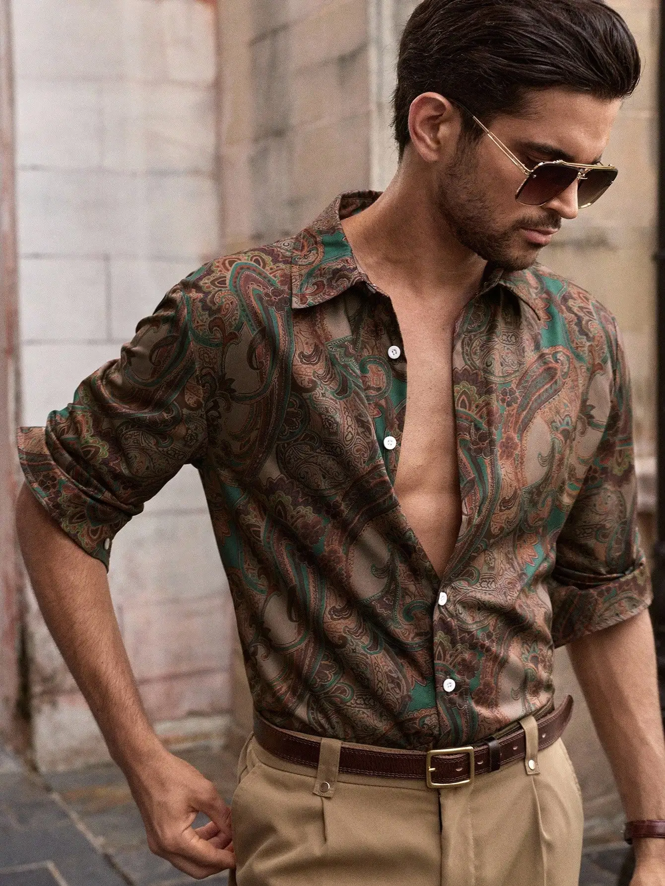 

Men's Vintage Paisley Print Long Sleeve Button-Down Shirt, Silk Satin Feel, Casual & Party Wear