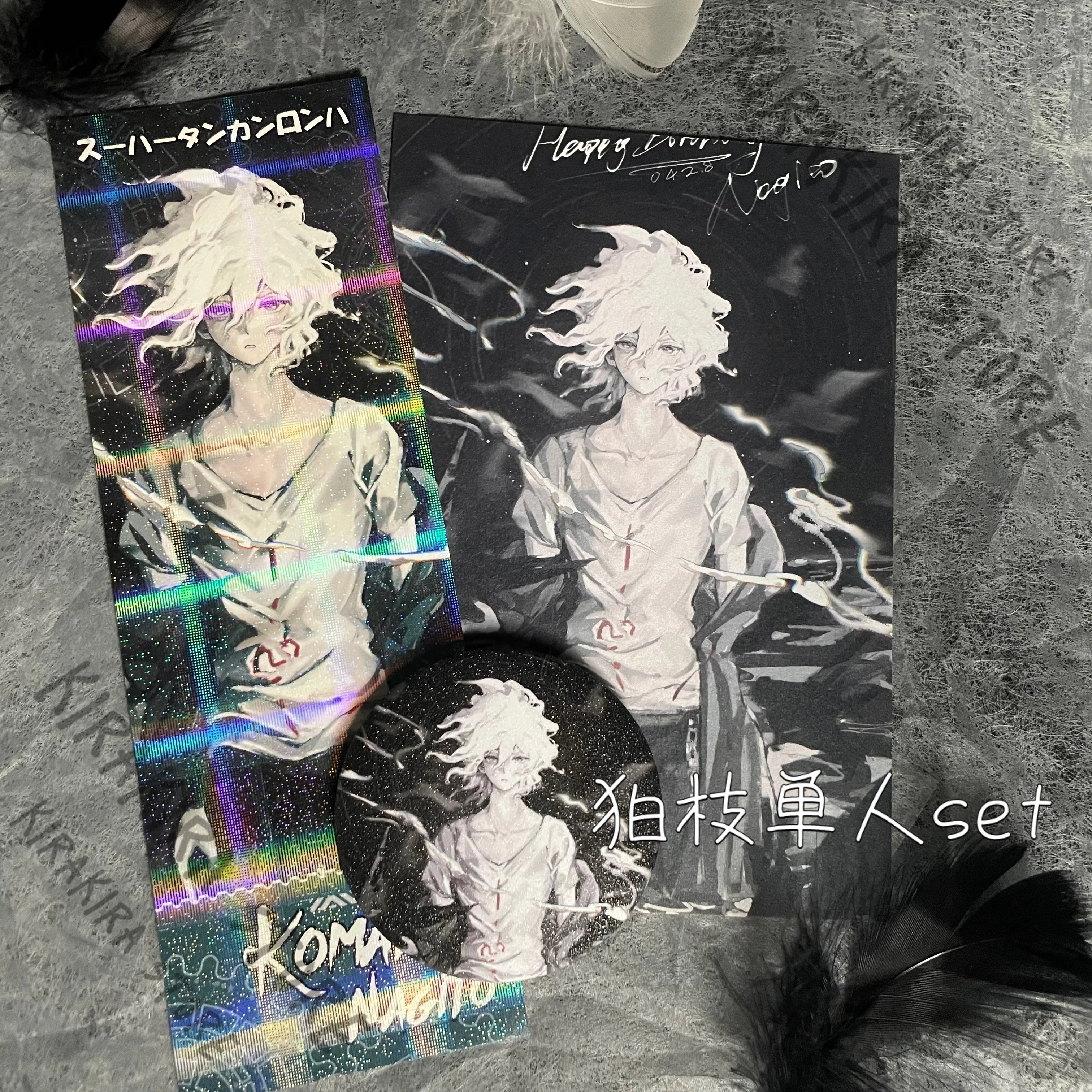 

Nagito Komaeda Danganronpa Acrylic Standing Sign Ornaments Emblem Cosplay Badge Laser Ticket Postcard Paper Breastpin Collect