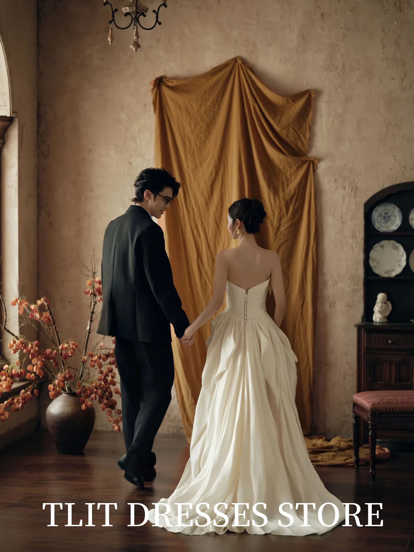 TLIT 2025 Elegant Ivory Satin Wedding Dresses Strapless Bridal Gowns Korea Wedding Dresses Photo Shoot Customized 웨딩드레스