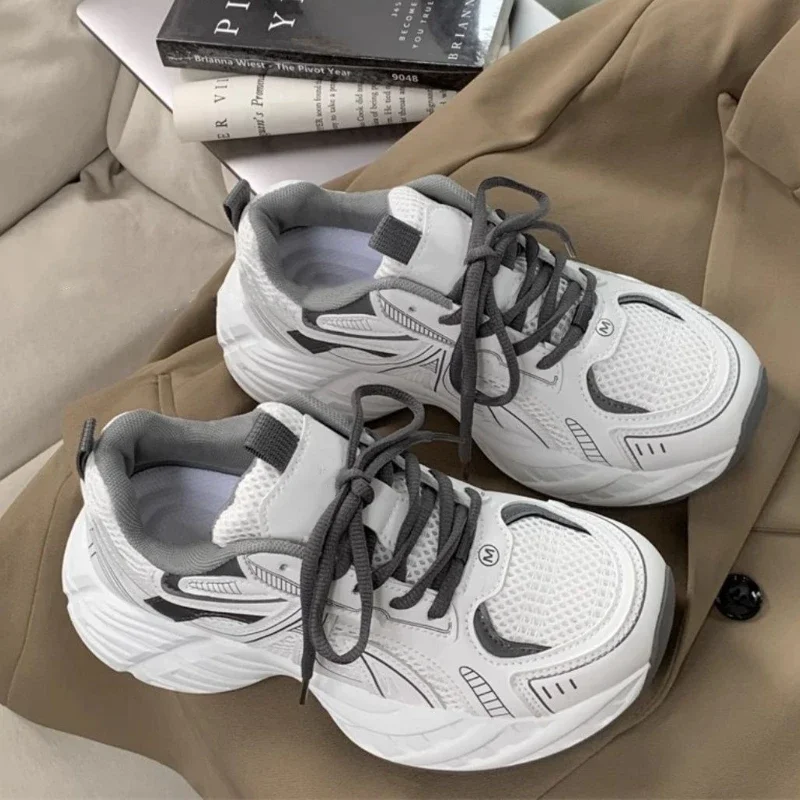 

Women Breathable Mesh Running Shoes 2025 New Korean Retro Casual Dad Shoes Spring Versatile Sneakers