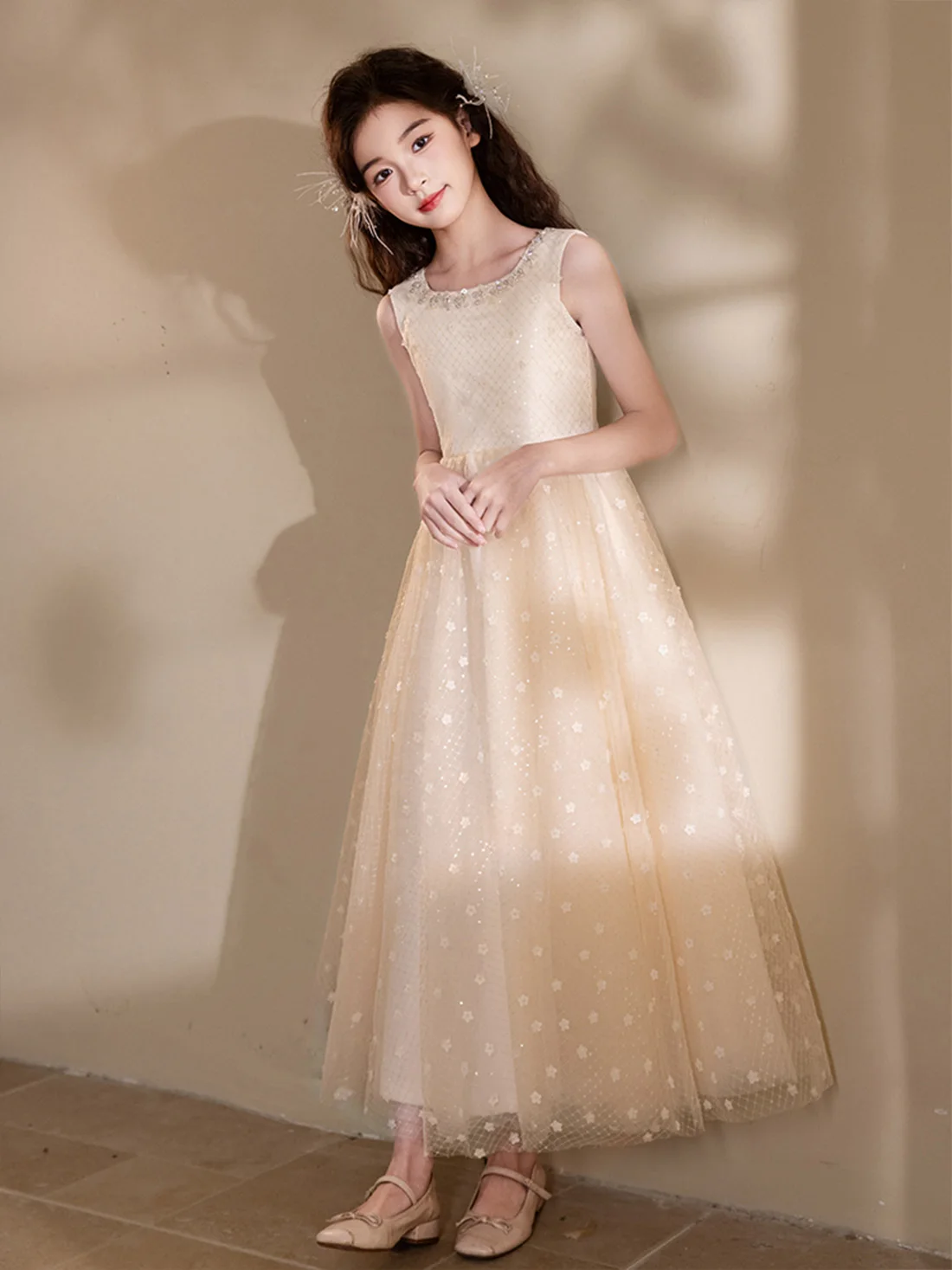

Girls Top Neckline 3D Beaded Tulle Flower Girl Dress Eid Dress Small Concert Dress Dress Set / Custom