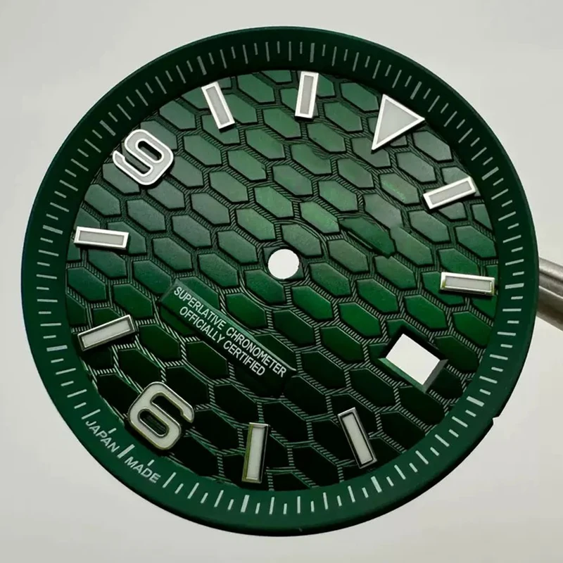 33.8mm NH35 다이얼 S 로고 NH35/NH36 자동 무브먼트 수직 라인 시계 액세서리에 적합한 멸균 벌집 다이얼