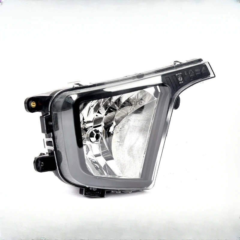 

Suitable for Heavy Duty Truck HOWO Light Truck Fog Light New Fog Light Commander New G5X Front bumper Fog