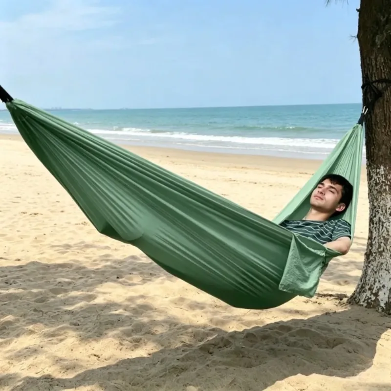 1 Juego de hamacas para acampar con correas para los hombros y bolsas de almacenamiento, portátiles y adecuadas para picnics en la playa, camping y senderismo