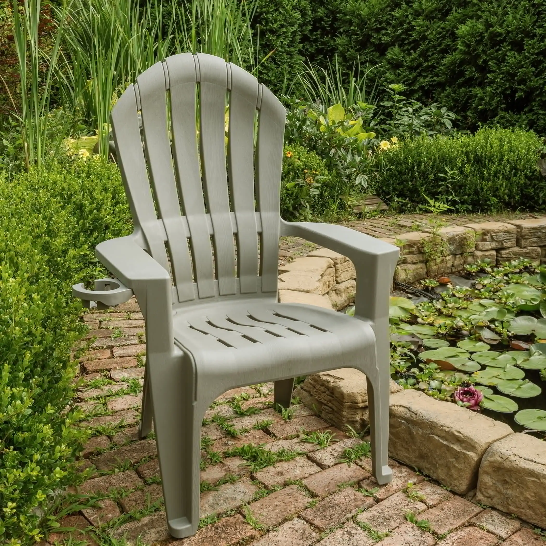 Adams Big Easy Resin Adirondack Chaise pour intérieur et extérieur résistant aux intempéries Idéal pour piscine, terrasse, cour, jardin, gris 242209