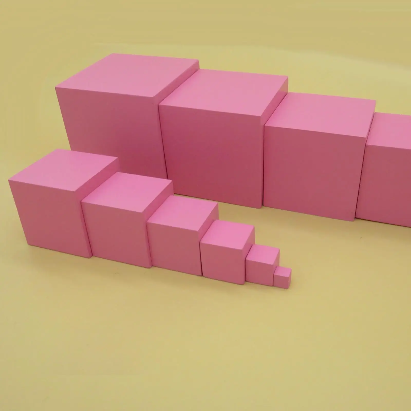 لعبة مطابقة حجم البرج الوردي لتعلم مونتيسوري لمرحلة ما قبل المدرسة للأولاد والبنات #2