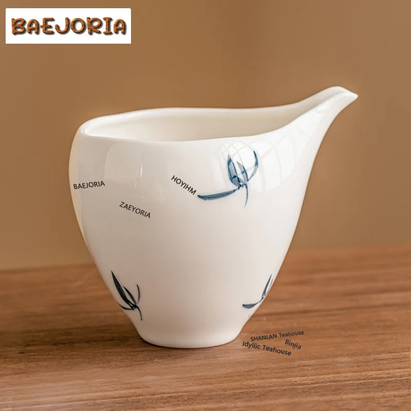 BAEJORIA 210ml Hand Drawn Butterfly Orchid Fair Cup Boutique Ceramic Tea Pitcher Boutique Cha Hai Justice Cup Drinkware Crafts