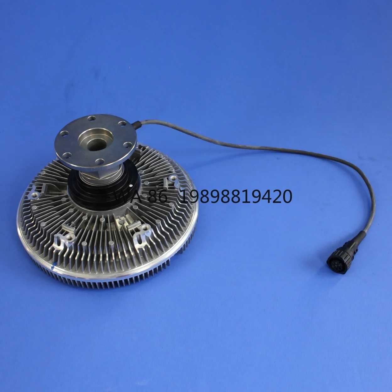 I cat الشركة المصنعة الأصلية محرك المروحة الأصلي Assy 210101-00149 قطع غيار الحفارات