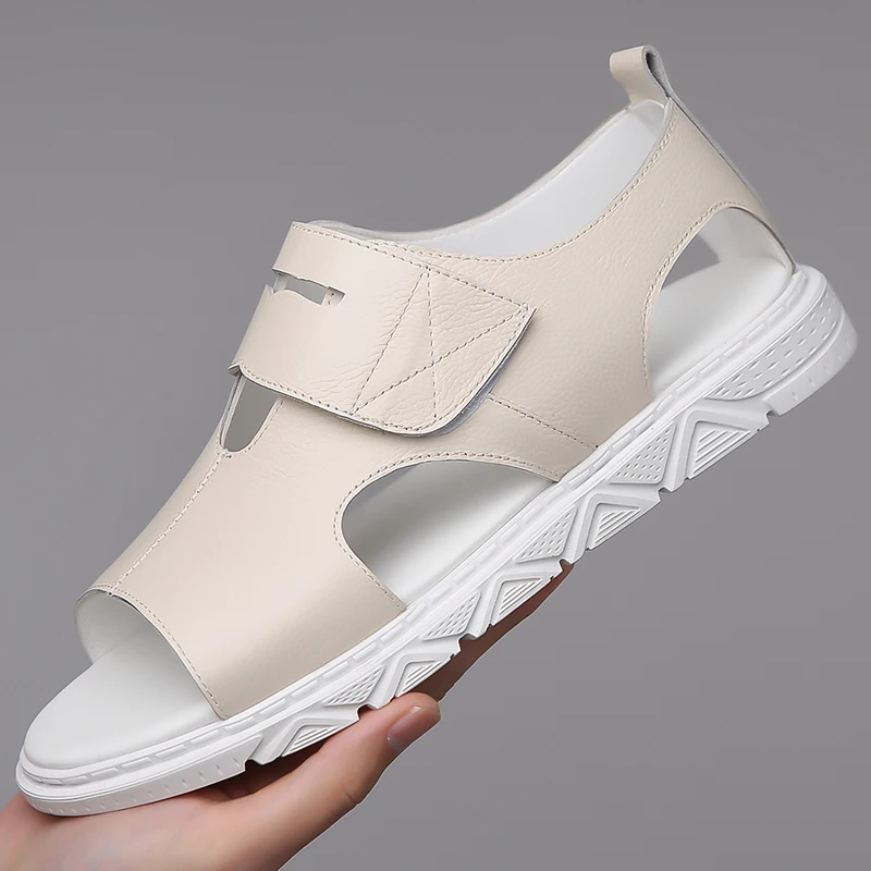 

Деловые летние мужские сандалии, дышащие и удобные повседневные стильные уличные пляжные прогулочные туфли, хит продаж