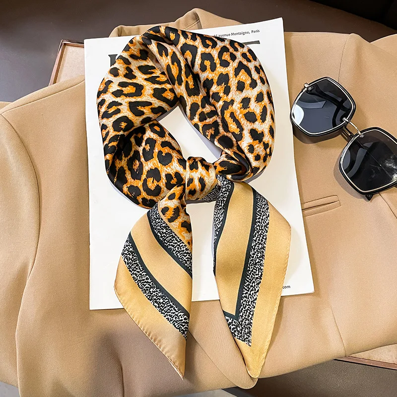 Luxury Brand Silk Square Scarf Women Leopard Satin Neck Hair Tie Band Soft Lady Neckerchife 2024 Head Female Foulard Bandana