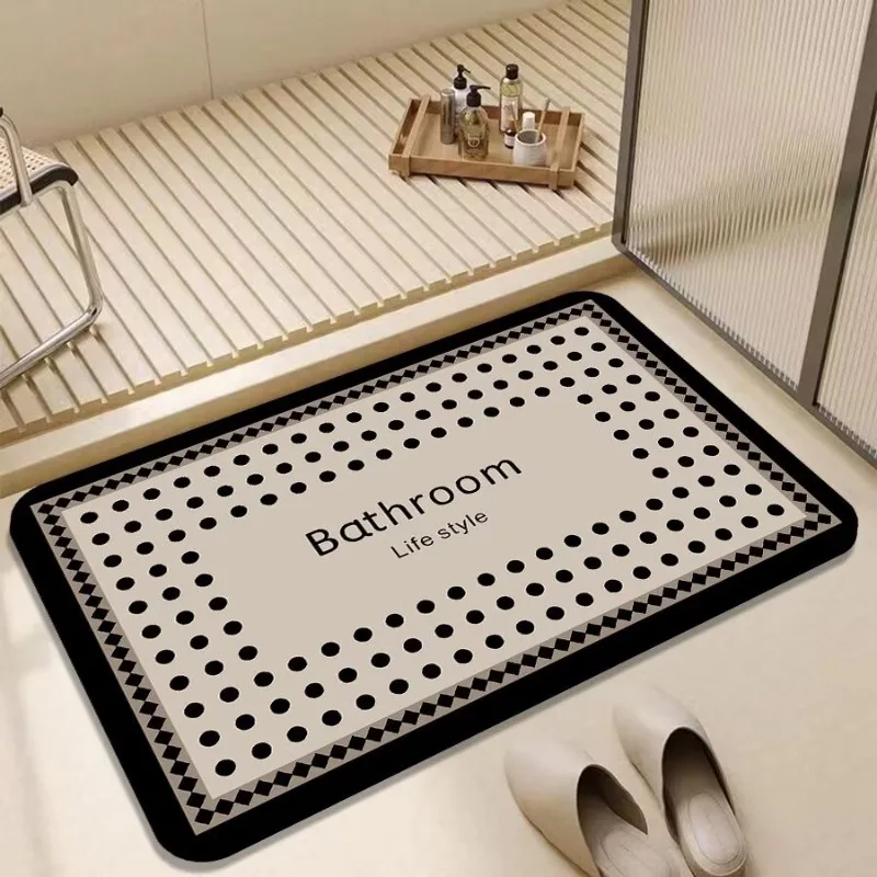 دياتوم الطين الكلمة حصيرة الحمام الحمام باب دخول الحمام امتصاص الماء التجفيف السريع عدم الانزلاق القدم حصيرة باب الدخول السجاد