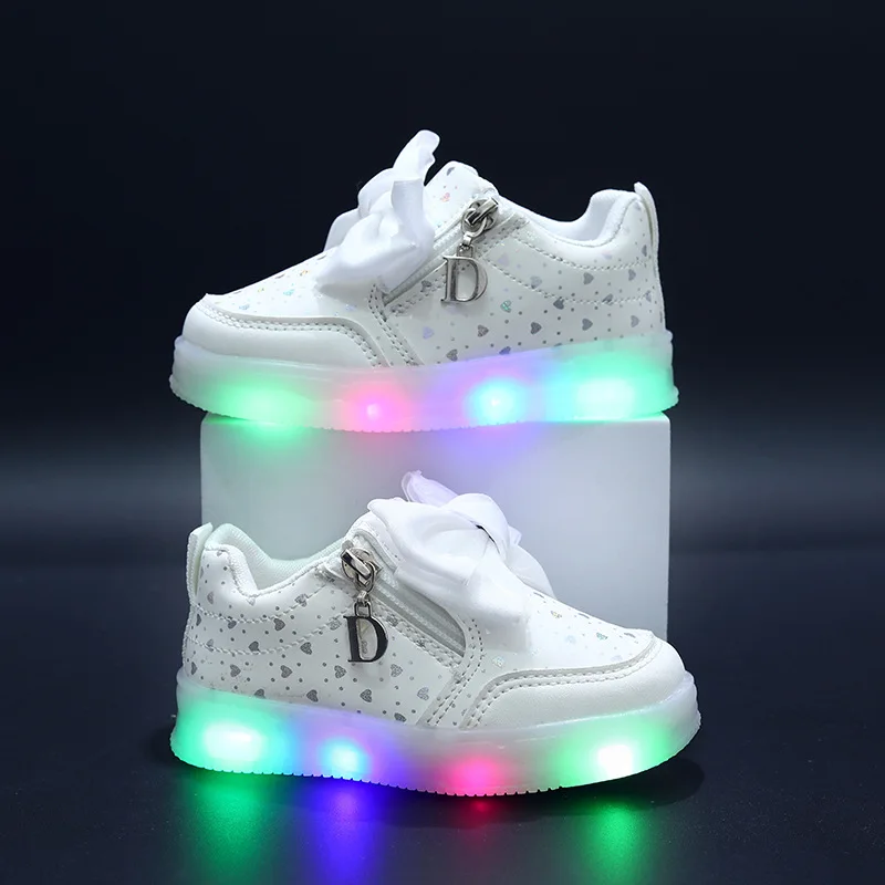 2024 New LED Kids Shoes for Girls Cute Cartoon Bowknot Flats Children Kawaii Princess Shoes Soft Bottom Sneakers Casual Shoes