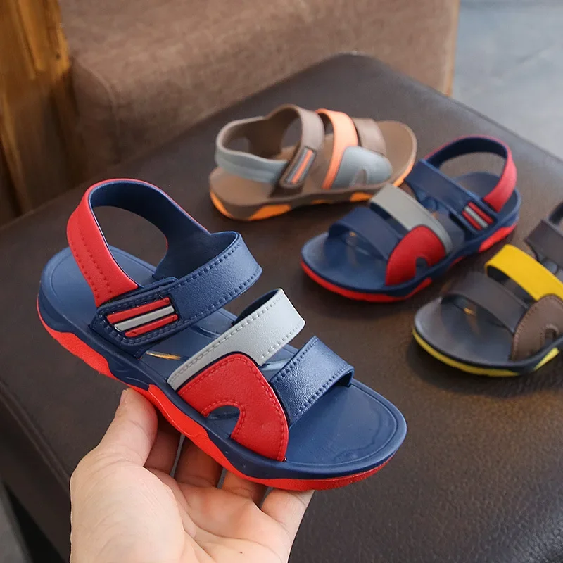 2024 New Summer Children Sandals for Boys Flat Beach Shoes Kids Sports Casual Student Leather Sandals Soft Non-slip Fashion Wild